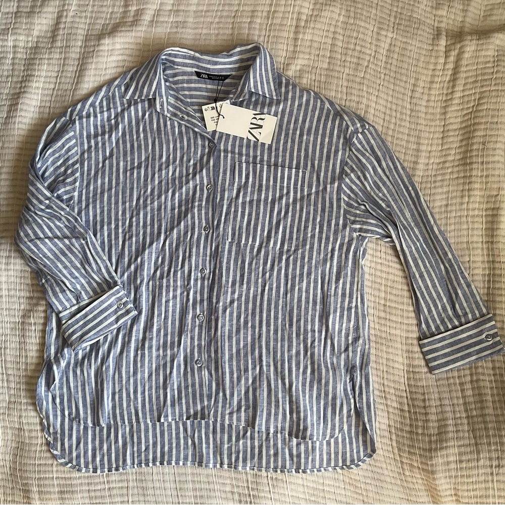 Zara Blue and White Striped Casual Button-Down Shirt